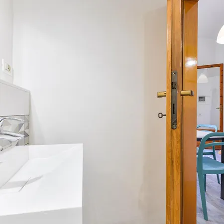 Il Melograno-7 By Interhome Daire